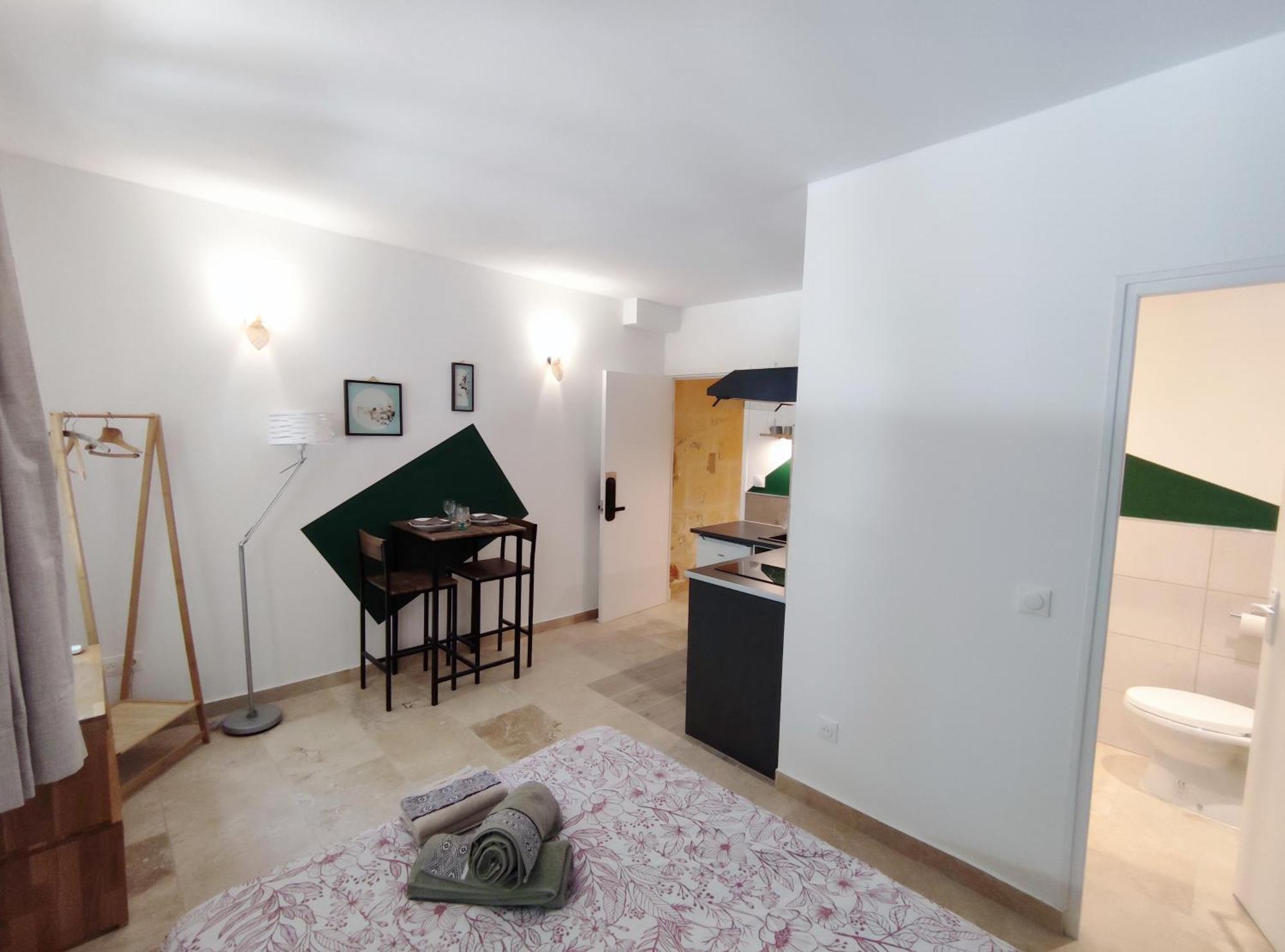 L'Etape Arlesienne Apartamento Exterior foto